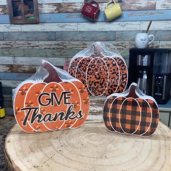Pumpkin Trio - Reversable Wood Set- Thanksgiving-Fall-Halloween - Picture 1 of 2